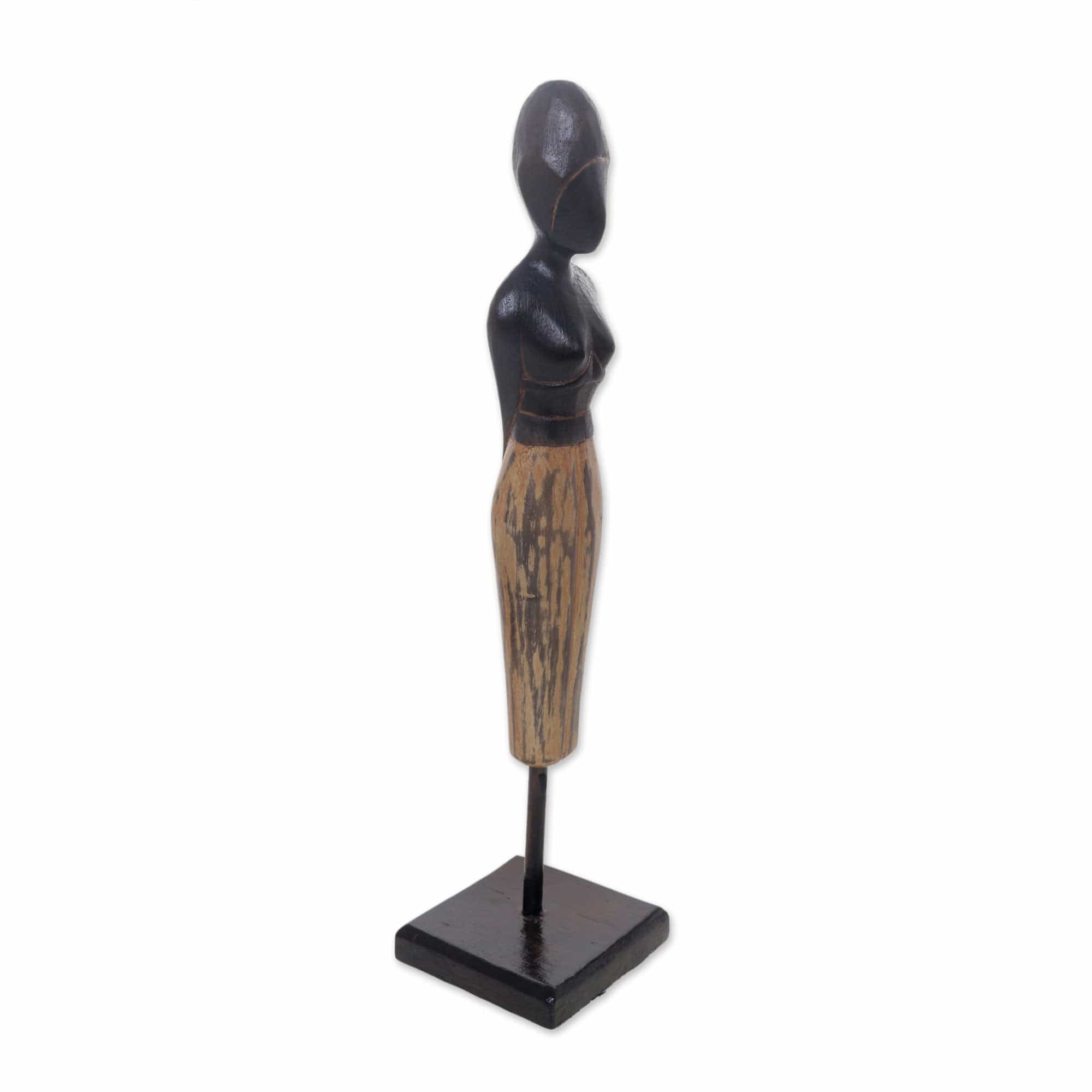 Wood sculpture - Waiting